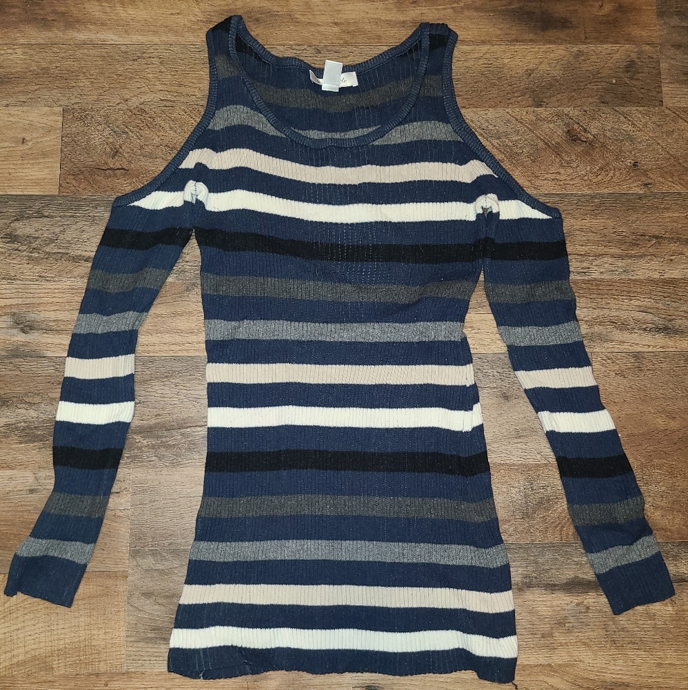 Maternity shirt
